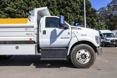 2024 Ford F-750SD Base