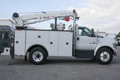 2019 Ford F-750SD Base