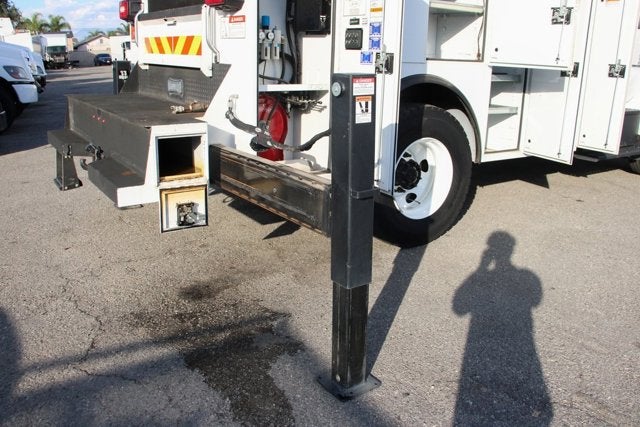 2019 Ford F-750SD Base