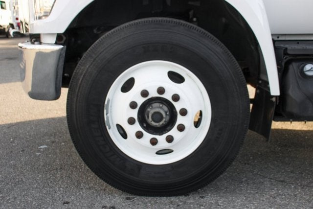 2019 Ford F-750SD Base