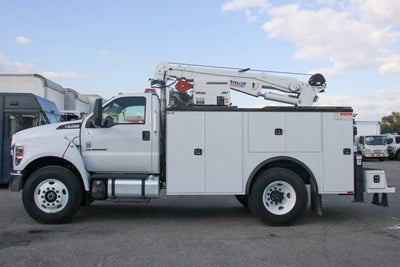 2019 Ford F-750SD Base