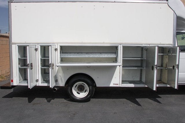 2023 Ford E-450SD Base