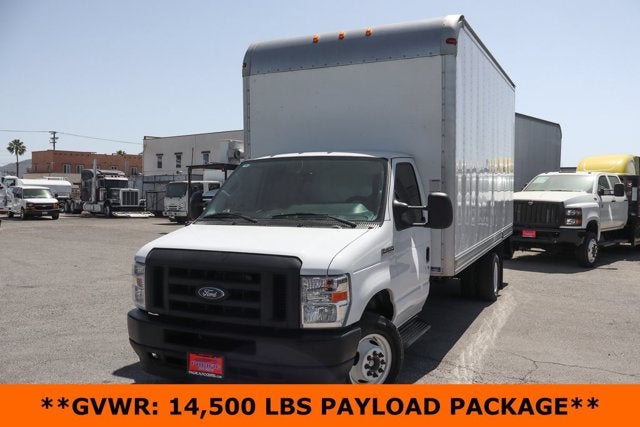 2024 Ford E-450SD Base