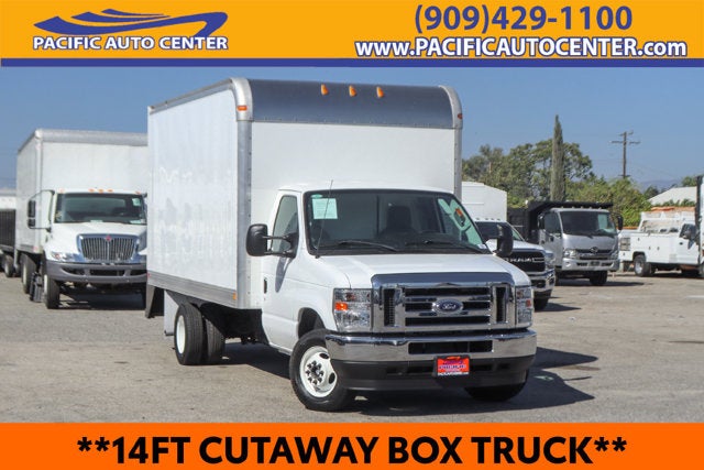 2024 Ford E-450SD Base