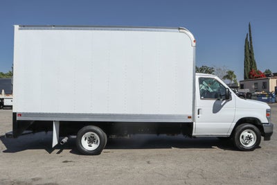2024 Ford E-450SD Base