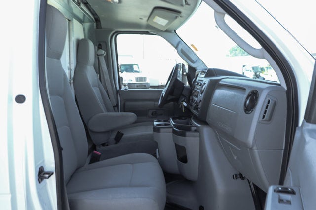2024 Ford E-450SD Base