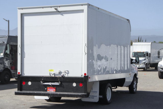 2024 Ford E-450SD Base