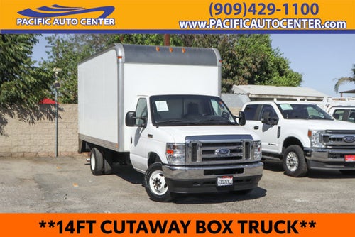 2022 Ford E-450SD Base