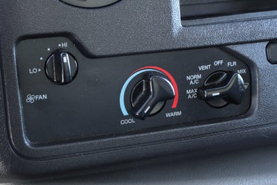 2022 Ford E-450SD Base