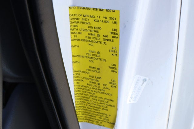 2022 Ford E-450SD Base