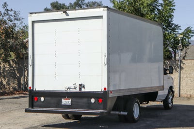 2022 Ford E-450SD Base