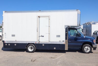 2024 Ford E-450SD Base
