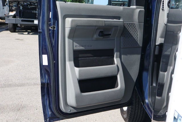 2024 Ford E-450SD Base