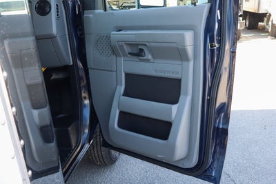 2024 Ford E-450SD Base