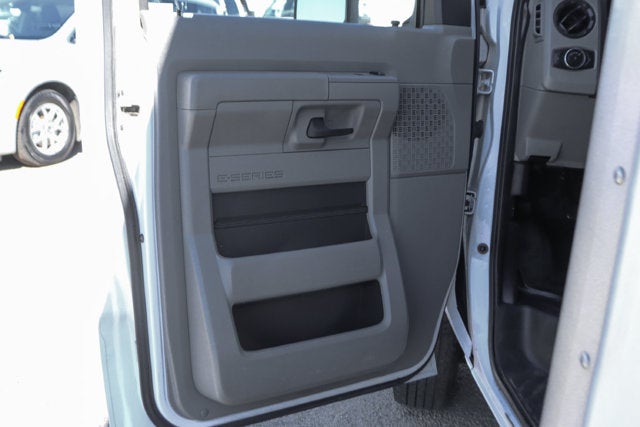 2021 Ford E-450SD Base