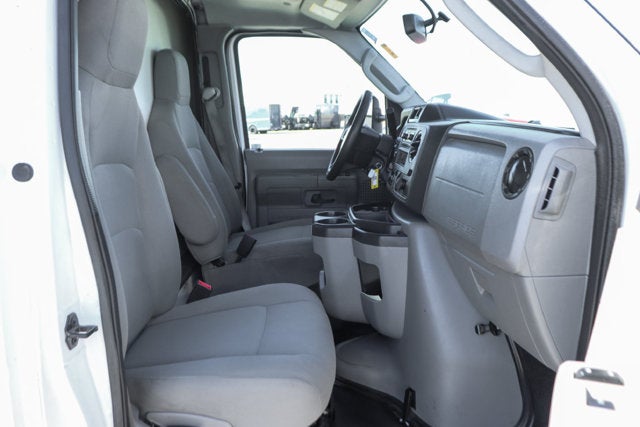 2021 Ford E-450SD Base