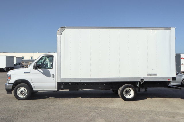 2021 Ford E-450SD Base