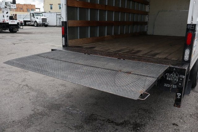 2018 Ford E-450SD Base