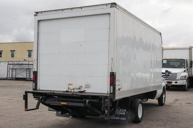 2018 Ford E-450SD Base