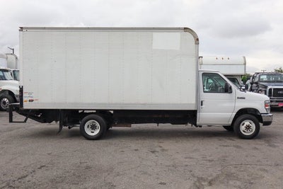 2018 Ford E-450SD Base