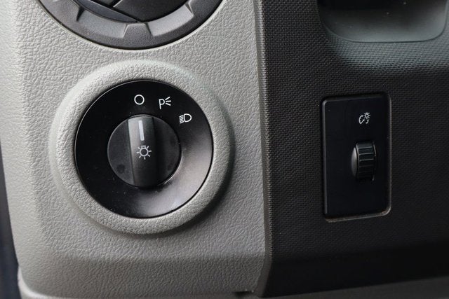 2018 Ford E-450SD Base