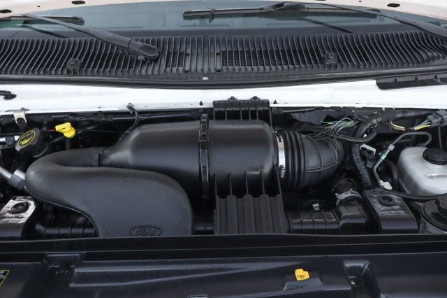 2017 Ford E-450SD Base