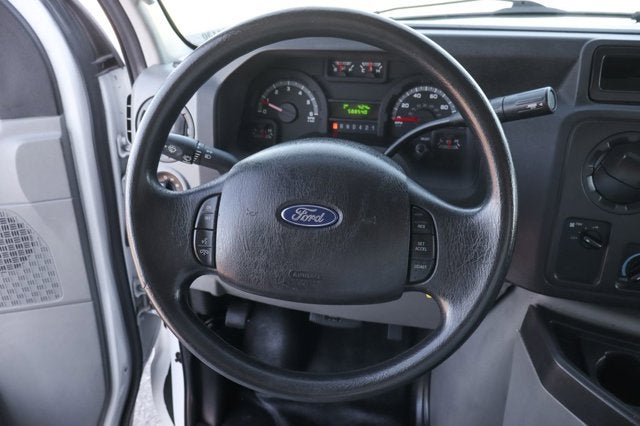 2017 Ford E-450SD Base