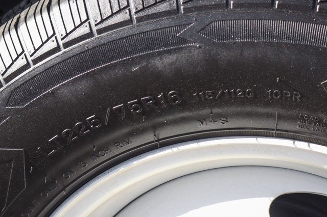 2017 Ford E-450SD Base