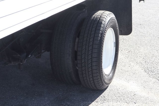 2017 Ford E-450SD Base