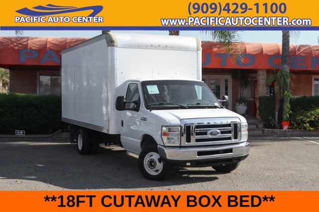 2016 Ford E-450SD Base