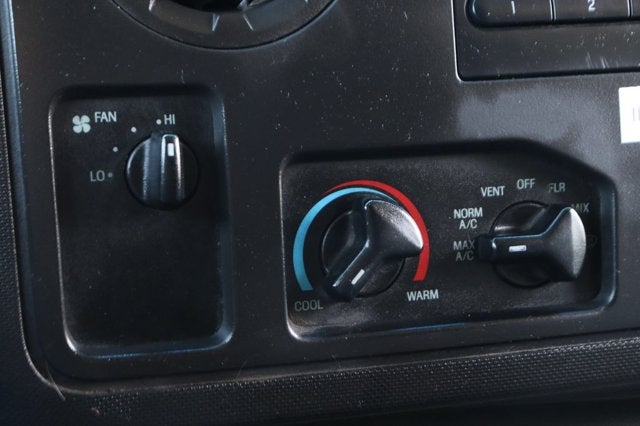 2016 Ford E-450SD Base