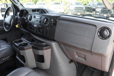 2016 Ford E-450SD Base