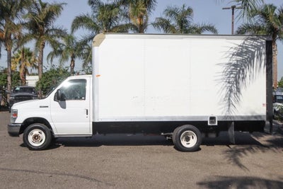 2016 Ford E-450SD Base