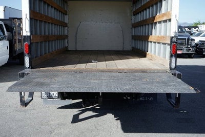 2018 Ford E-450SD Base