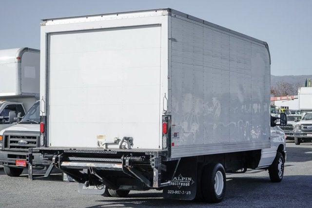 2018 Ford E-450SD Base