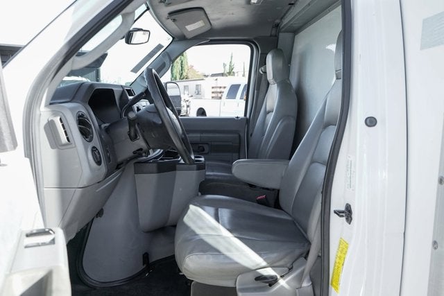 2018 Ford E-450SD Base