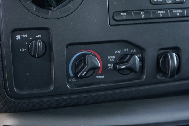 2018 Ford E-450SD Base