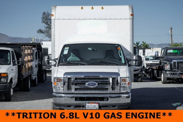 2018 Ford E-450SD Base