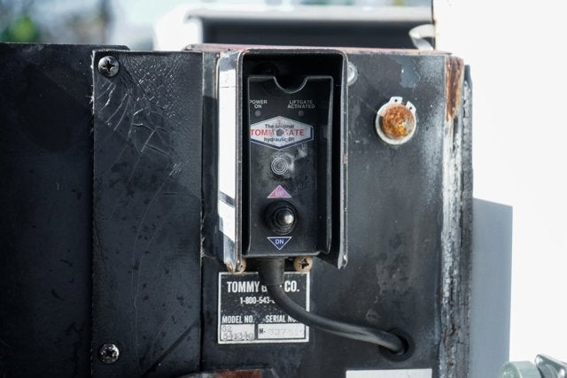 2006 Ford F-450SD XL