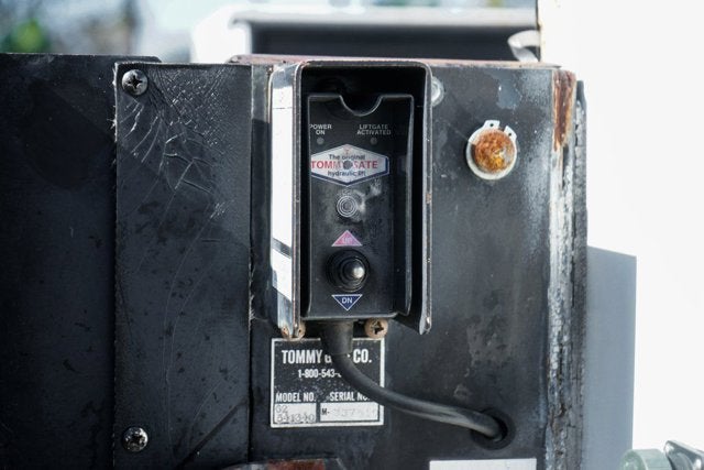 2006 Ford F-450SD XL