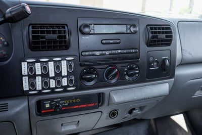 2006 Ford F-450SD XL