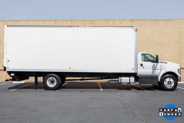 2017 Ford F-750SD Base