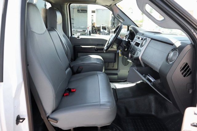 2022 Ford F-750SD Base