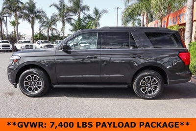 2022 Ford Expedition XLT