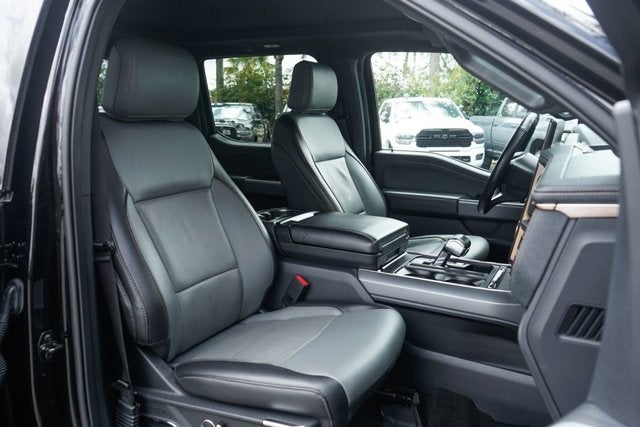 2022 Ford F-150 Lightning Lariat