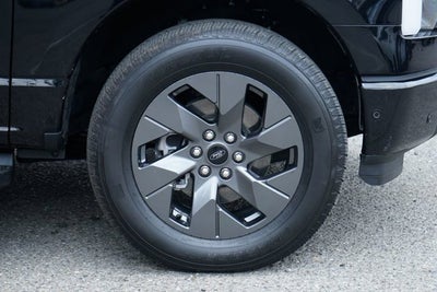 2022 Ford F-150 Lightning Lariat