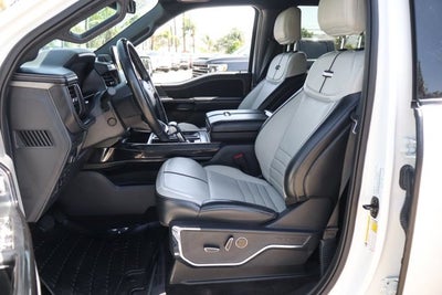 2022 Ford F-150 Lightning Platinum