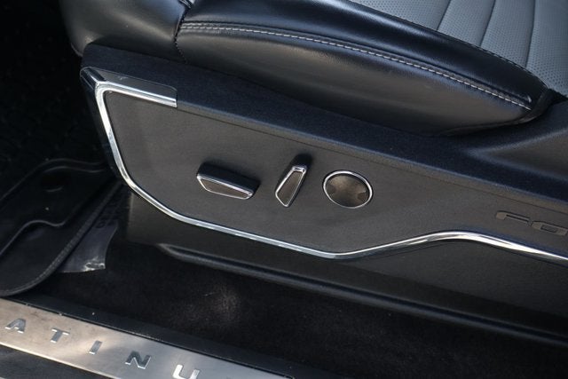 2022 Ford F-150 Lightning Platinum