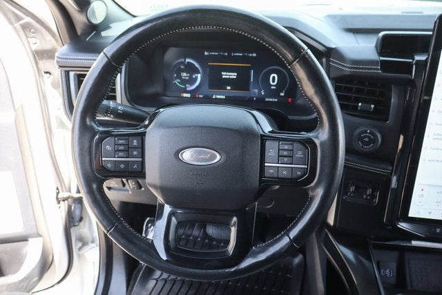 2022 Ford F-150 Lightning Platinum