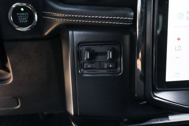 2022 Ford F-150 Lightning Platinum